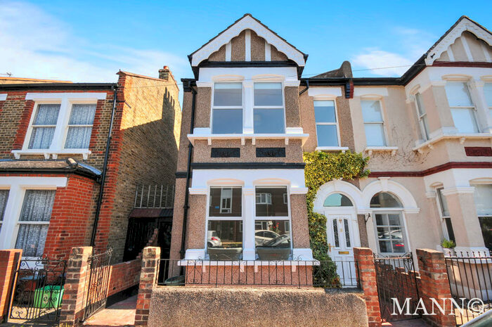 3 Bedroom House To Rent In Westbourne Road, Sydenham, SE26