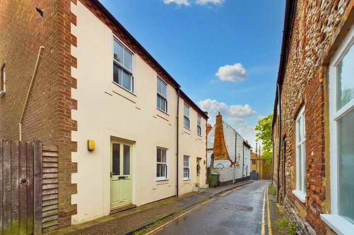 2 Bedroom Cottage To Rent In Tunn Street, Fakenham, NR21