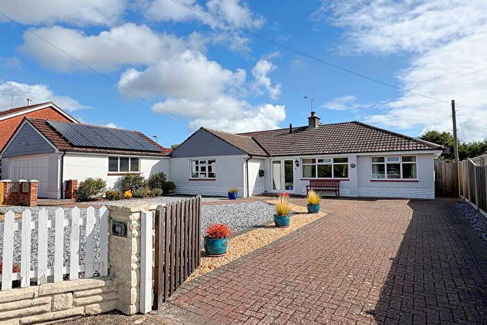 3 Bedroom Detached Bungalow For Sale In Verwood, BH31