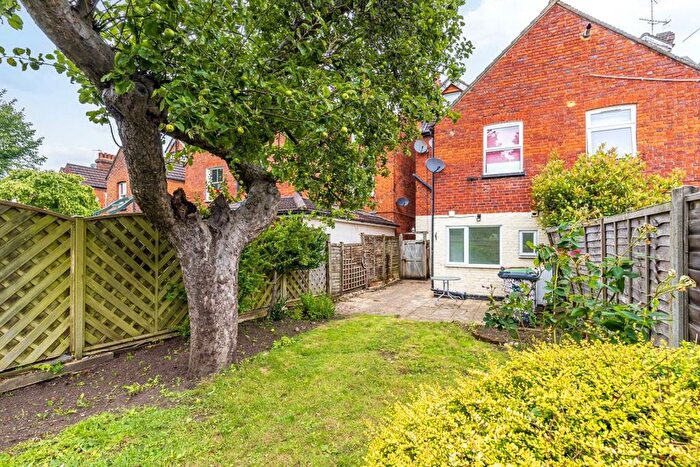 2 Bedroom Flat To Rent In Recreation Road, Guildford, GU1