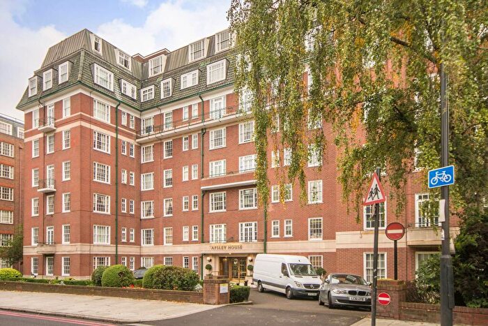 2 Bedroom Flat To Rent In Finchley Road, St John's Wood, London, NW8