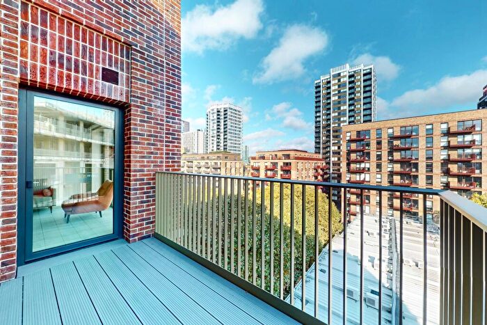 1 Bedroom Apartment To Rent In Parkside, SE17