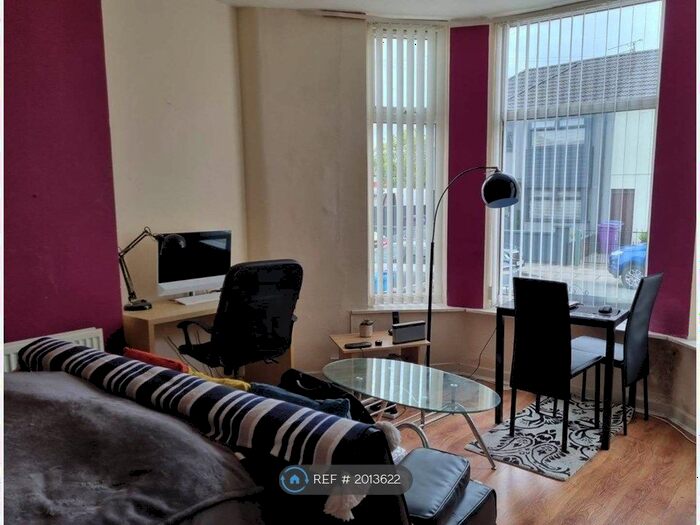 1 Bedroom Flat To Rent In Worcester Drive, Liverpool, L13