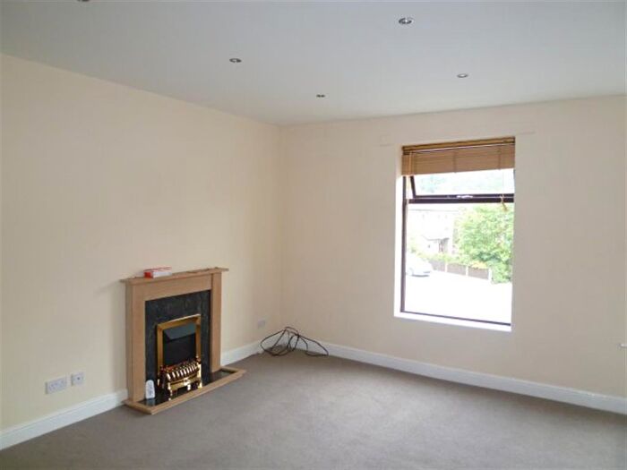 1 Bedroom Flat To Rent In Lindsay Street, Stalybridge, Cheshire, SK15