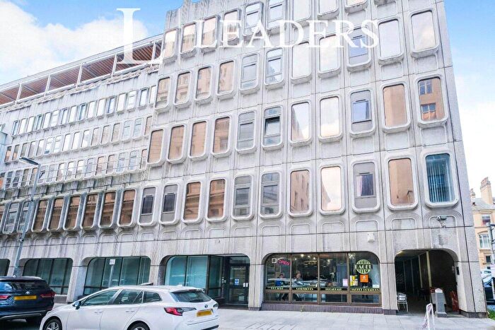 1 Bedroom Flat To Rent In Rumford Street, L2