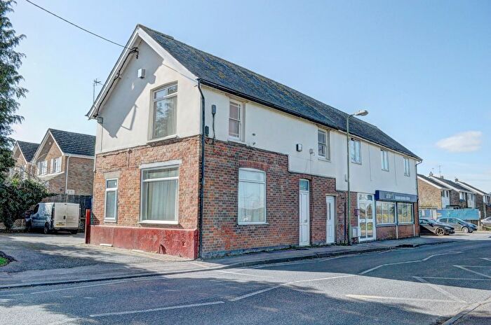 1 Bedroom Flat To Rent In Station Road, Chinnor, Oxfordshire, OX39