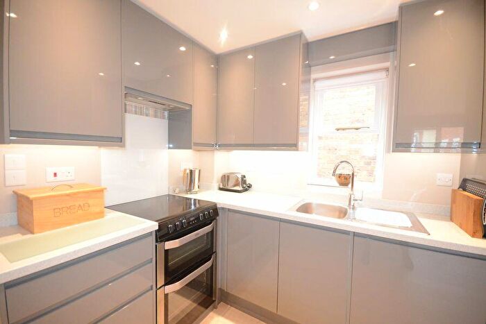 1 Bedroom Apartment To Rent In Eton High Street, SL4