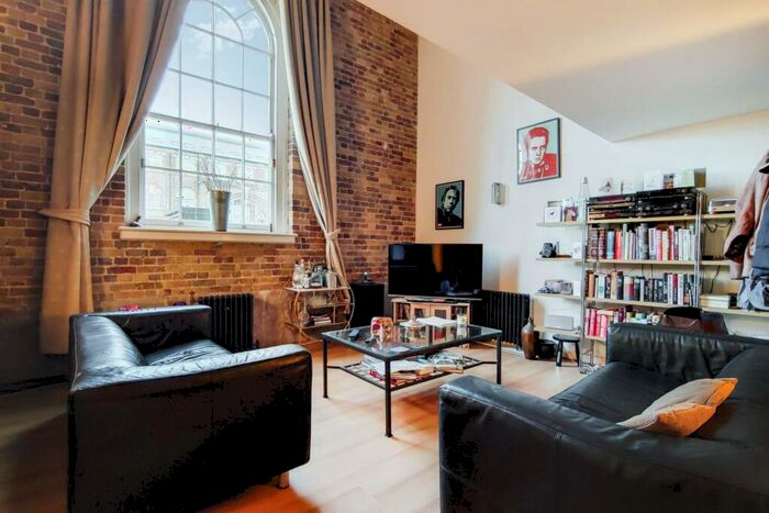 2 Bedroom Flat To Rent In Marlborough Road, Woolwich, London, SE18