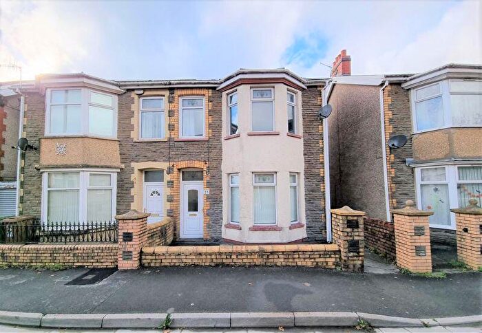 3 Bedroom Terraced House To Rent In Church Street, Rhymney, NP22