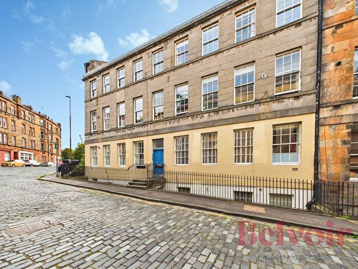 3 Bedroom Flat To Rent In Canon Street, Canonmills, Edinburgh, EH3