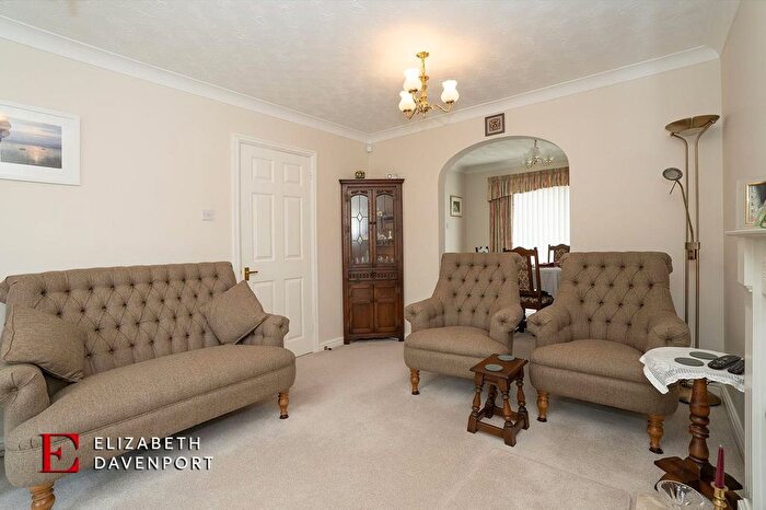 4 Bedroom Detached House For Sale In Greenland Court, Coventry, CV5