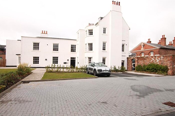 2 Bedroom Apartment To Rent In Keldgate Manor, HU17