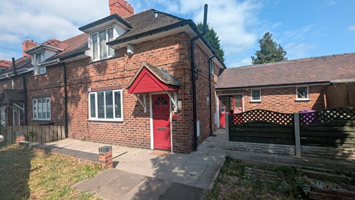 3 Bedroom Property To Rent In Pendeford Avenue, Wolverhampton, WV6