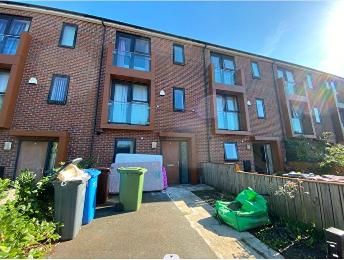 4 Bedroom Terraced House To Rent In Westman Drive, Manchester, Greater Manchester, M13