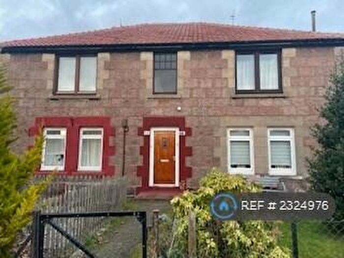 2 Bedroom Flat To Rent In School Drive, Aberdeen, AB24