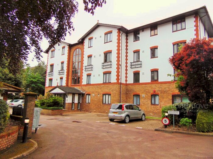 1 Bedroom Flat To Rent In Lampton Road, Hounslow, TW3