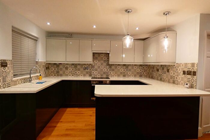 4 Bedroom Semi Detached House To Rent In Ridgeway, Hurst Green, East Sussex, TN19