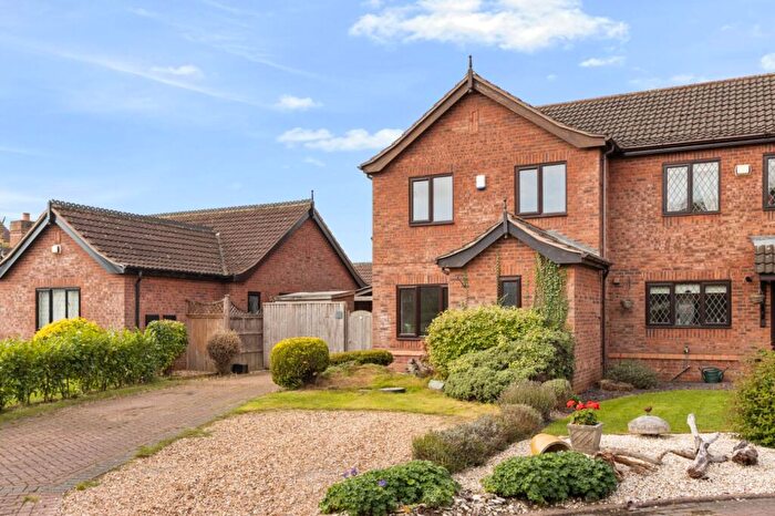 3 Bedroom Semi-Detached House To Rent In The Bridles, Goxhill, North Lincolnshire, DN19