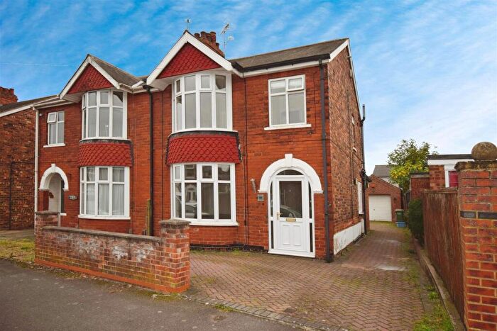 3 Bedroom Semi Detached House To Rent In Mary Street, Scunthorpe, DN15