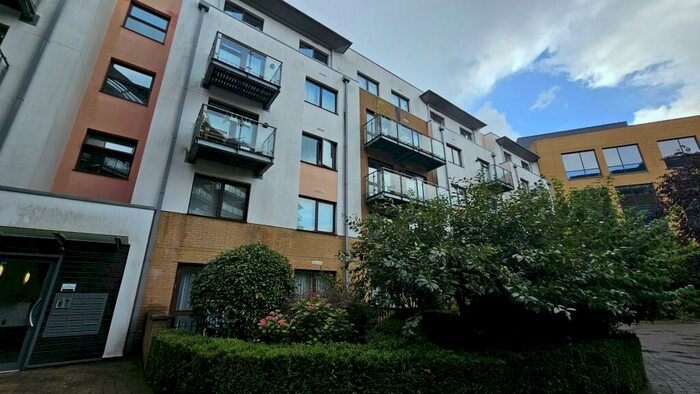 1 Bedroom Apartment To Rent In St David Mews, Bristol City Centre, BS1
