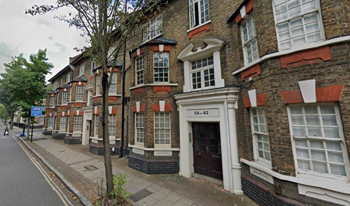 3 Bedroom Apartment To Rent In Portland Street, London, SE17