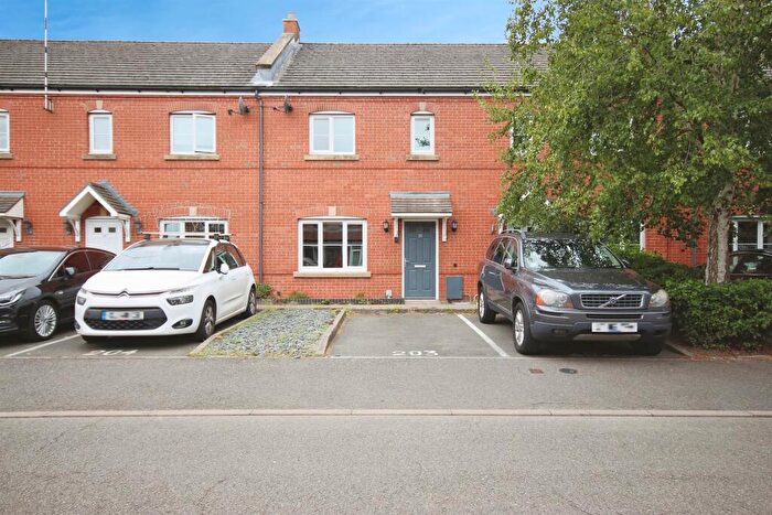 3 Bedroom Terraced House For Sale In Lower Cape, Warwick, CV34