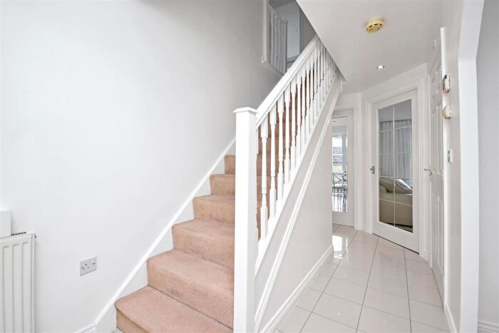 4 Bedroom Detached House For Sale In Siskin Close, Corby, NN18