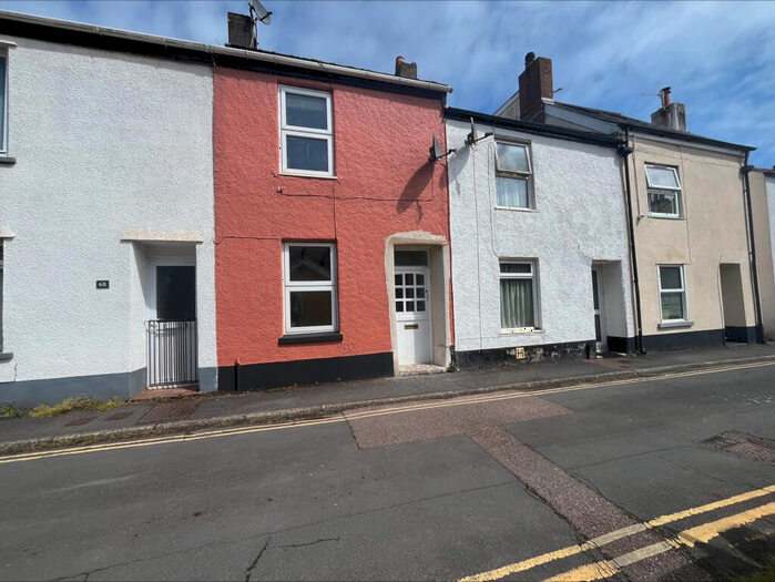 2 Bedroom House To Rent In Family Home Dawlish, EX7