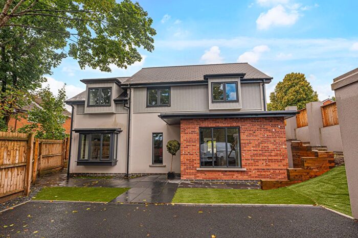 4 Bedroom Detached House For Sale In Royal Oak Hill, Christchurch, NP18