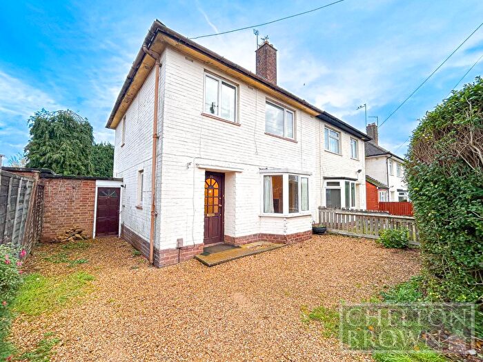 3 Bedroom Semi-Detached House To Rent In Brockhall Road, Northampton, Northamptonshire, NN2