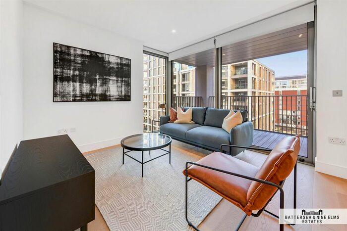 2 Bedroom Flat To Rent In Palmer Road, London, SW11