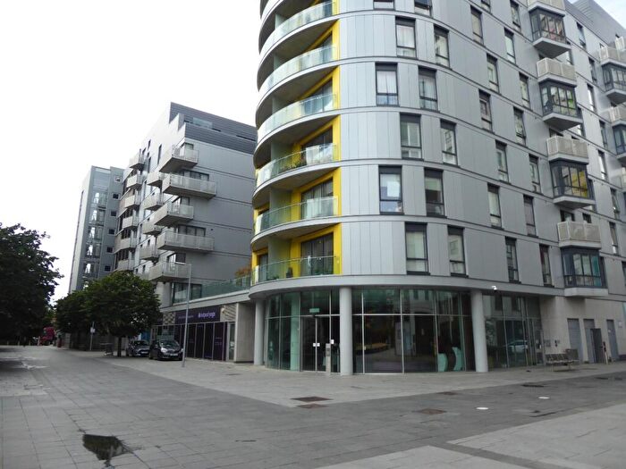 1 Bedroom Apartment To Rent In Hunsaker House, Alfred Street, Reading, Berkshire, RG1