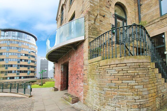 2 Bedroom Apartment To Rent In Salts Mill Road, West Yorkshire, Shipley, BD17