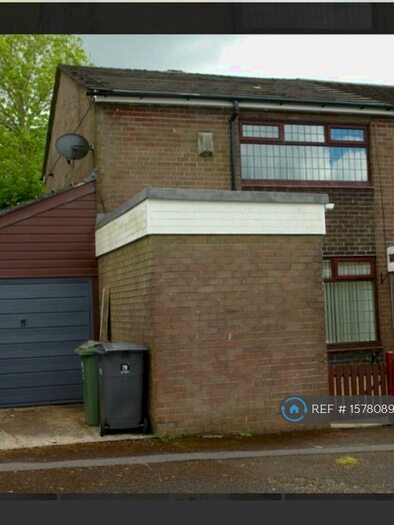 2 Bedroom Terraced House To Rent In Swift Road, Oldham, OL1