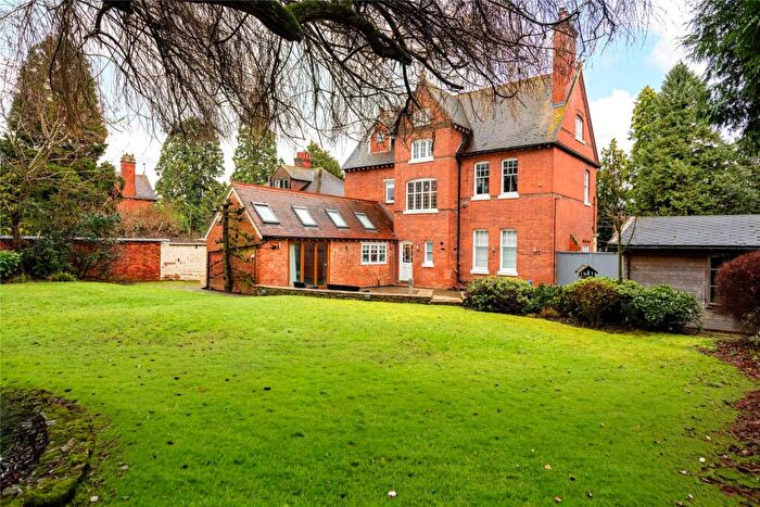 7 Bedroom Detached House For Sale In Hatton Park Road, Wellingborough, Northampton, Northamptonshire, NN8