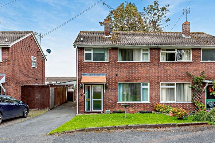 3 Bedroom Semi Detached House For Sale In Highfield Close, Malvern, WR14