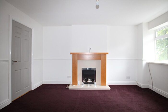 1 Bedroom Maisonette To Rent In Westcliffe Road, Cleckheaton, BD19