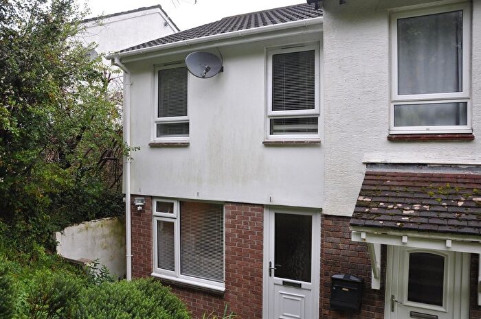 2 Bedroom End Of Terrace House To Rent In Longfield, Falmouth, TR11