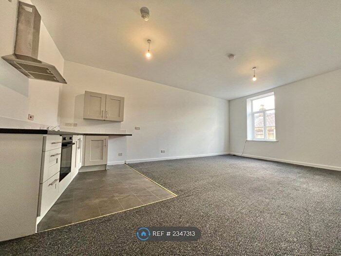 1 Bedroom Flat To Rent In Porter Street, Bury, BL9