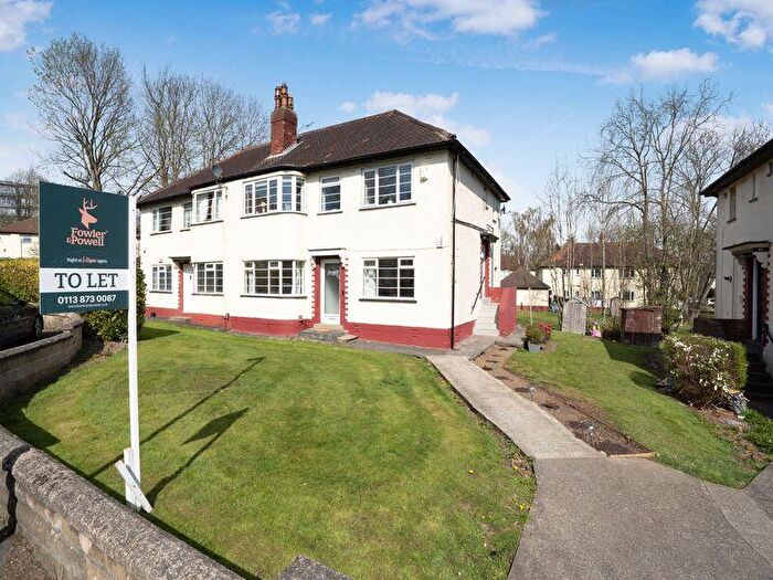 2 Bedroom Apartment To Rent In Sandringham Gardens, Moortown, LS17