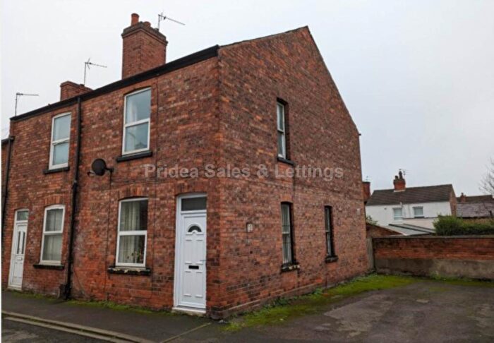 2 Bedroom End Of Terrace House For Sale In Frampton Terrace, Gainsborough, DN21