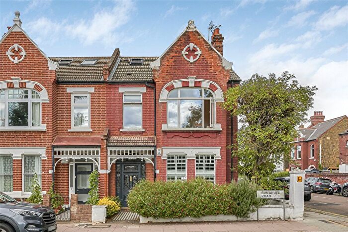4 Bedroom Maisonette For Sale In Emmanuel Road, London, SW12