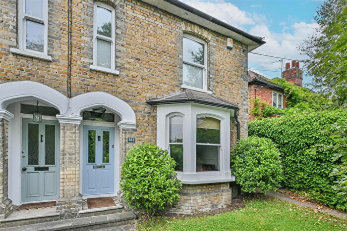 3 Bedroom Semi-Detached House For Sale In Brentwood Road, Herongate, Brentwood, CM13