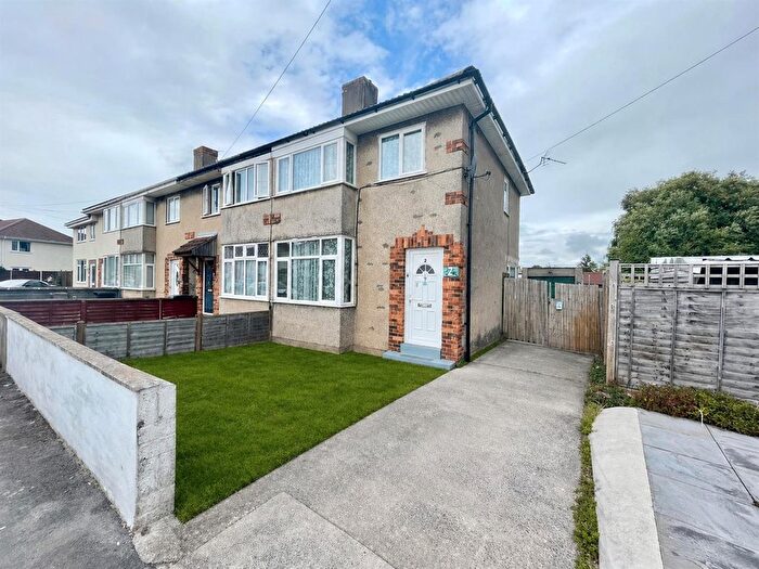 3 Bedroom End Of Terrace House To Rent In Chesham Road South, Weston-Super-Mare, BS22
