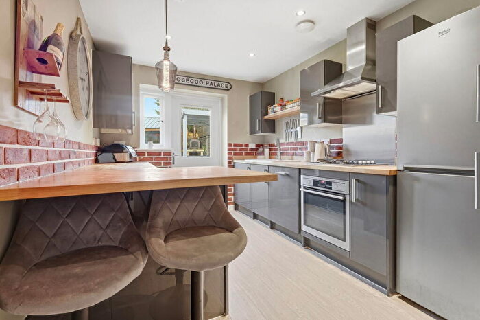 2 Bedroom Semi Detached House For Sale In Tonbridge Drive, Dunton Fields, Laindon, SS15