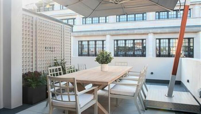 3 Bedroom Flat To Rent In Imperial House, Young Street, London, W8