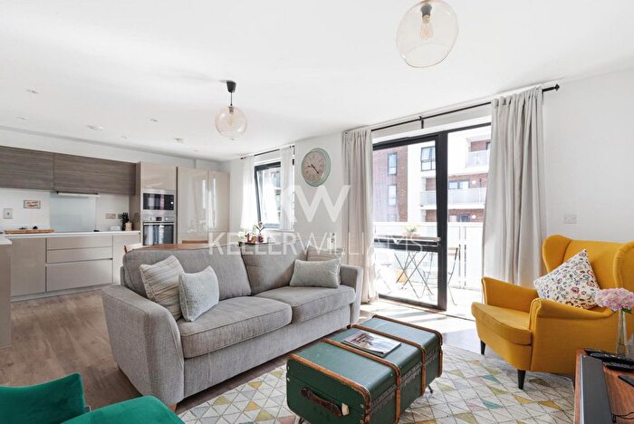 2 Bedroom Flat For Sale In Fishers Way, Wembley, HA0