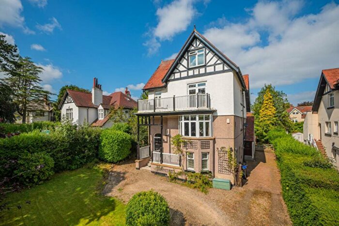 5 Bedroom Detached House For Sale In Cornwall Road, Harrogate, HG1