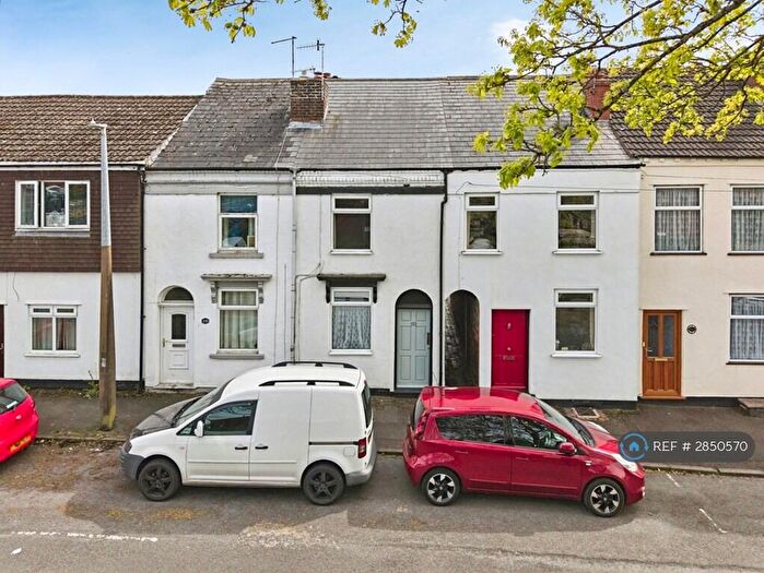 2 Bedroom Terraced House To Rent In King William St, Stourbridge, DY8