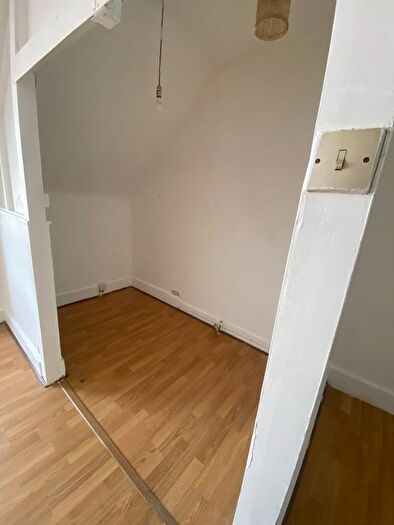 Studio To Rent In Callcott Road, London, NW6